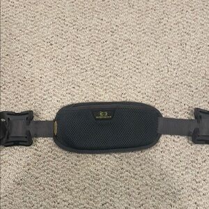 Amphipod hydration running belt